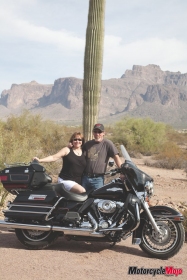 Motorcycle-Mojo_09_Riding-Arizona